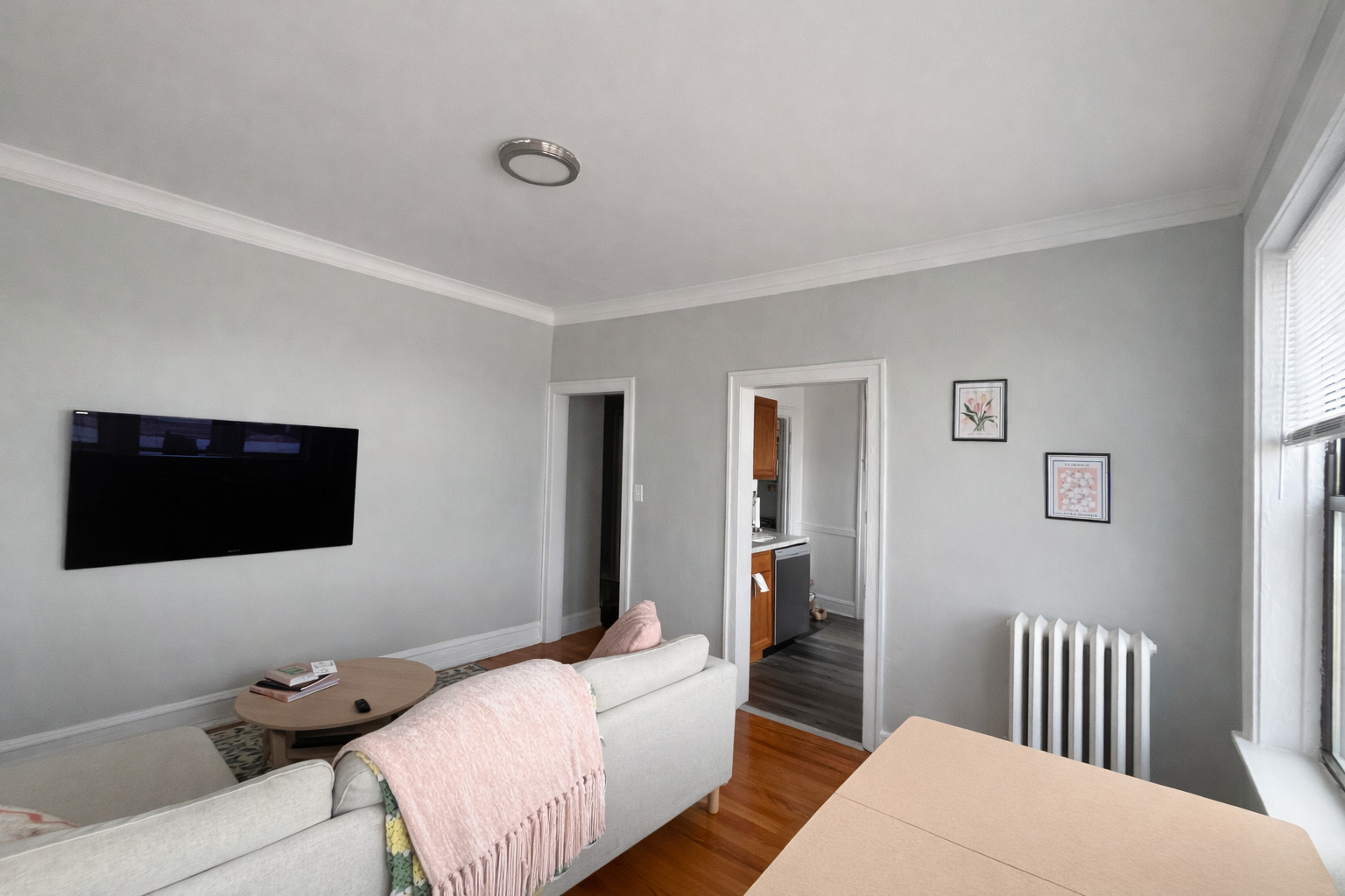 2336 West Addison Street, Unit H3 Chicago, IL 60618 - Photo 4 of 9