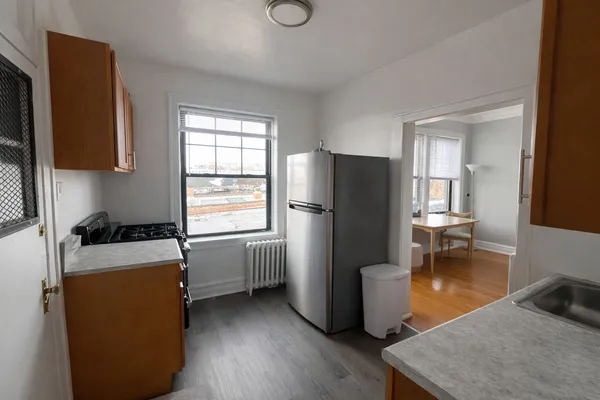 $1,995 | 2336 West Addison Street, Unit H3, Chicago, IL 60618
