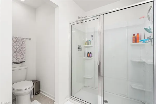 $299,900 | 4 Saltford Lane, Greensboro, NC 27455