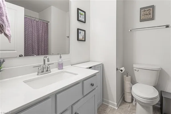 $299,900 | 4 Saltford Lane, Greensboro, NC 27455