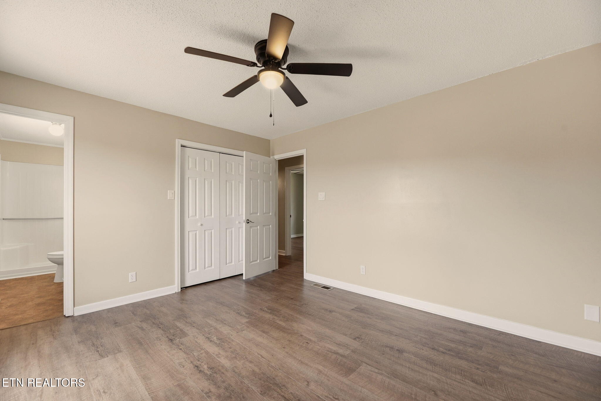 103 Middlebury Road Oak Ridge, TN 37830 - Photo 13 of 29 13-Master Bedroom