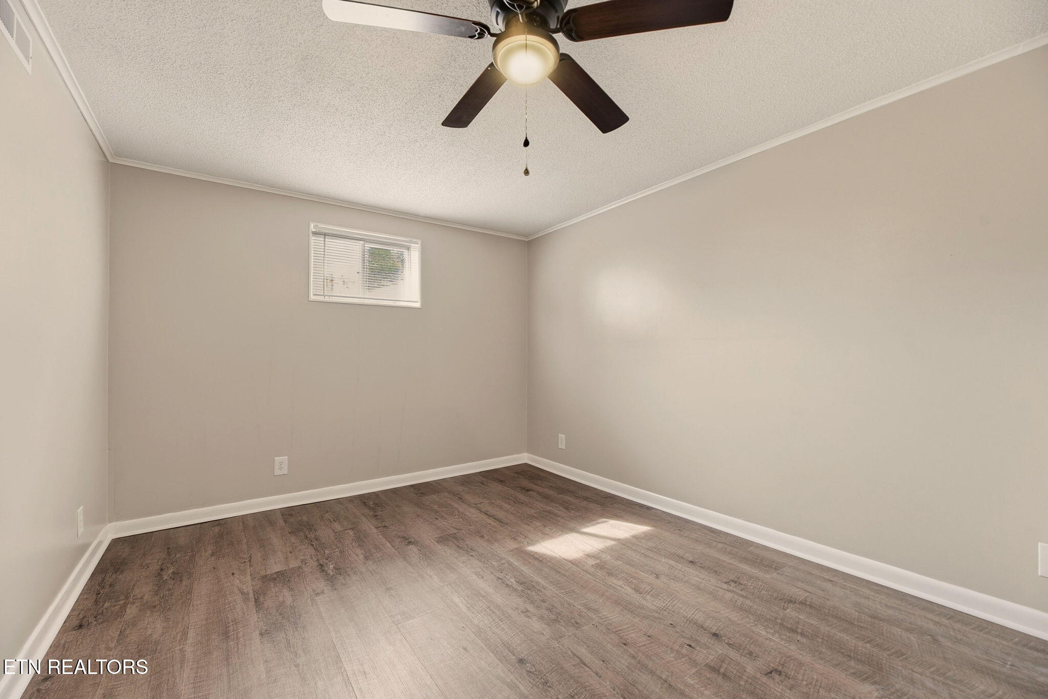 103 Middlebury Road Oak Ridge, TN 37830 - Photo 22 of 29 22-Downstairs Bedroom 4