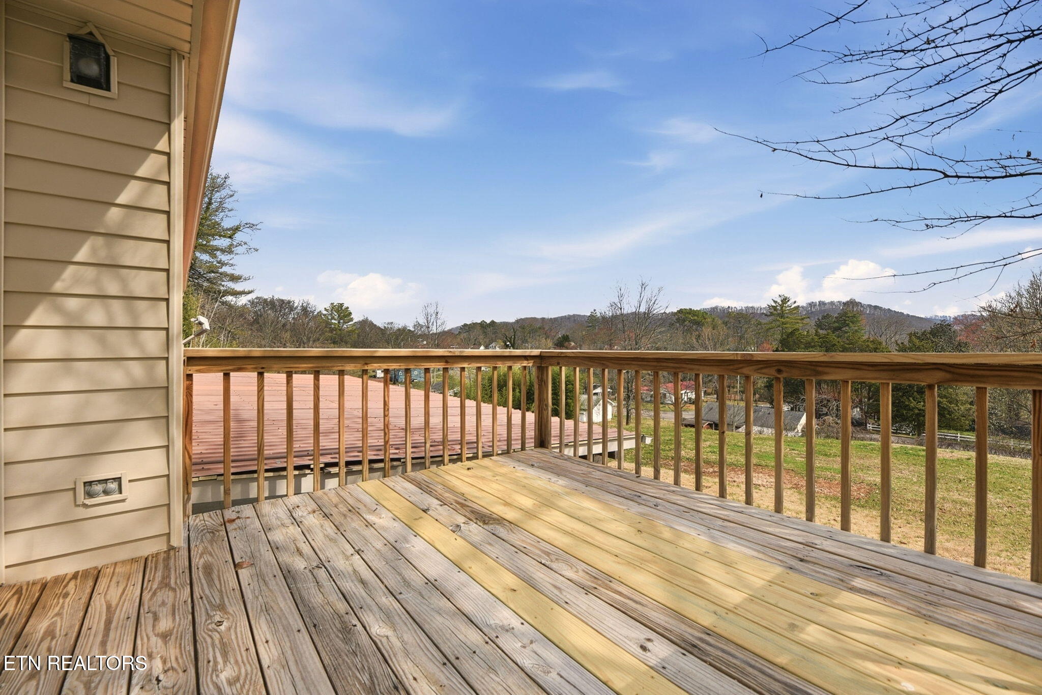 103 Middlebury Road Oak Ridge, TN 37830 - Photo 25 of 29 25-View from Outside Deck