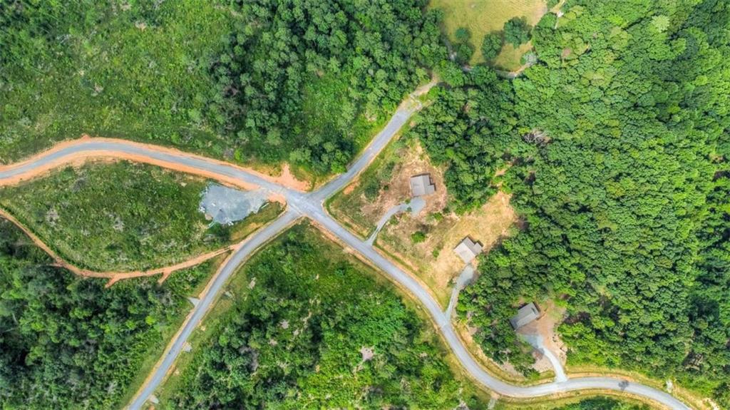 128 Twisted Oak Road Talking Rock, GA 30175 - Photo 7 of 31 an aerial view of a house