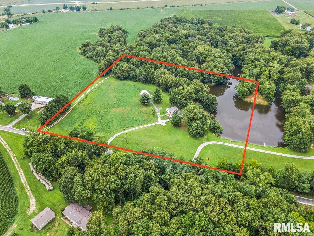 1802 Lakamp Road Roodhouse, IL 62082 - Photo 15 of 46