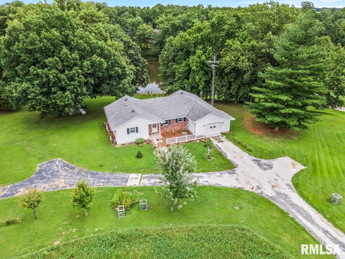 1802 Lakamp Road Roodhouse, IL 62082 - Photo 2 of 46