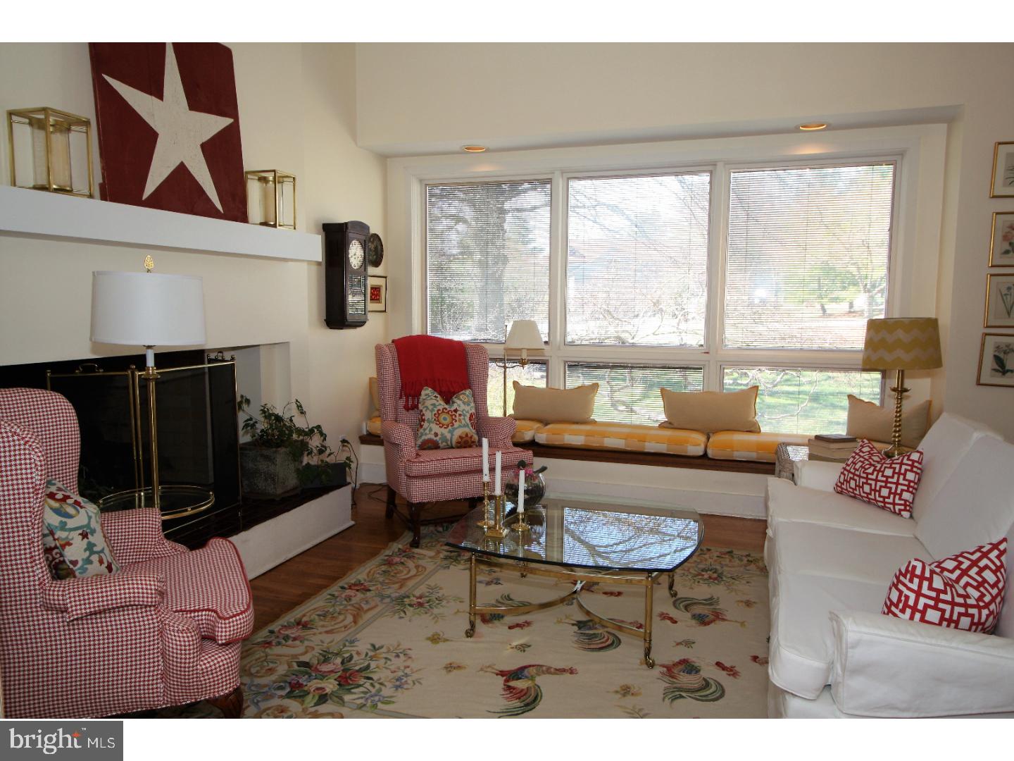 6 Fox Pond Place Spring House, PA 19477 - Photo 6 of 25 Living Room