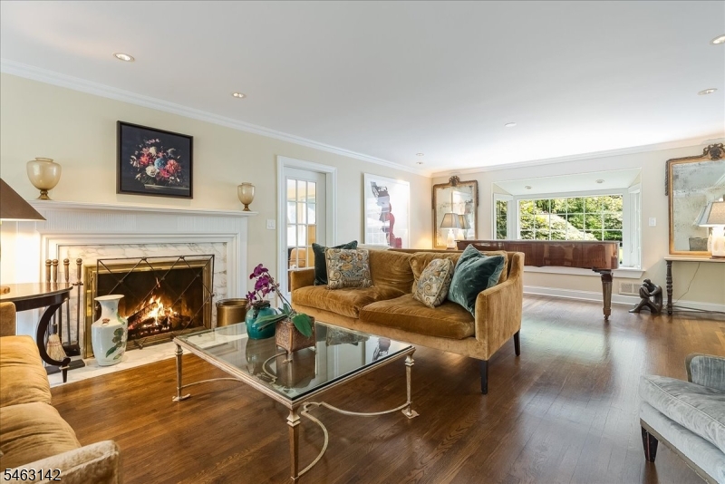 22 Taylor Road Short Hills, NJ 07078 - Photo 6 of 23 Gallery Image 6