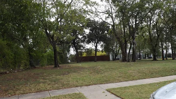 $475,000 | 1514 Sullivan Drive, Dallas, TX 75215