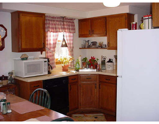 130 A Groton Road, Unit 130A Shirley, MA 01464 - Photo 3 of 4 Gallery Image 3