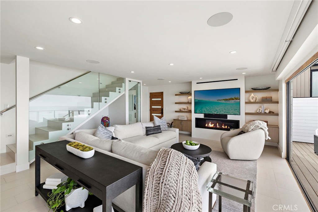 35725 Beach Road Dana Point, CA 92624 - Photo 6 of 42