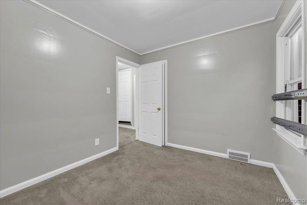 5585 Cadieux Road Detroit, MI 48224 - Photo 11 of 23 Gallery Image 11
