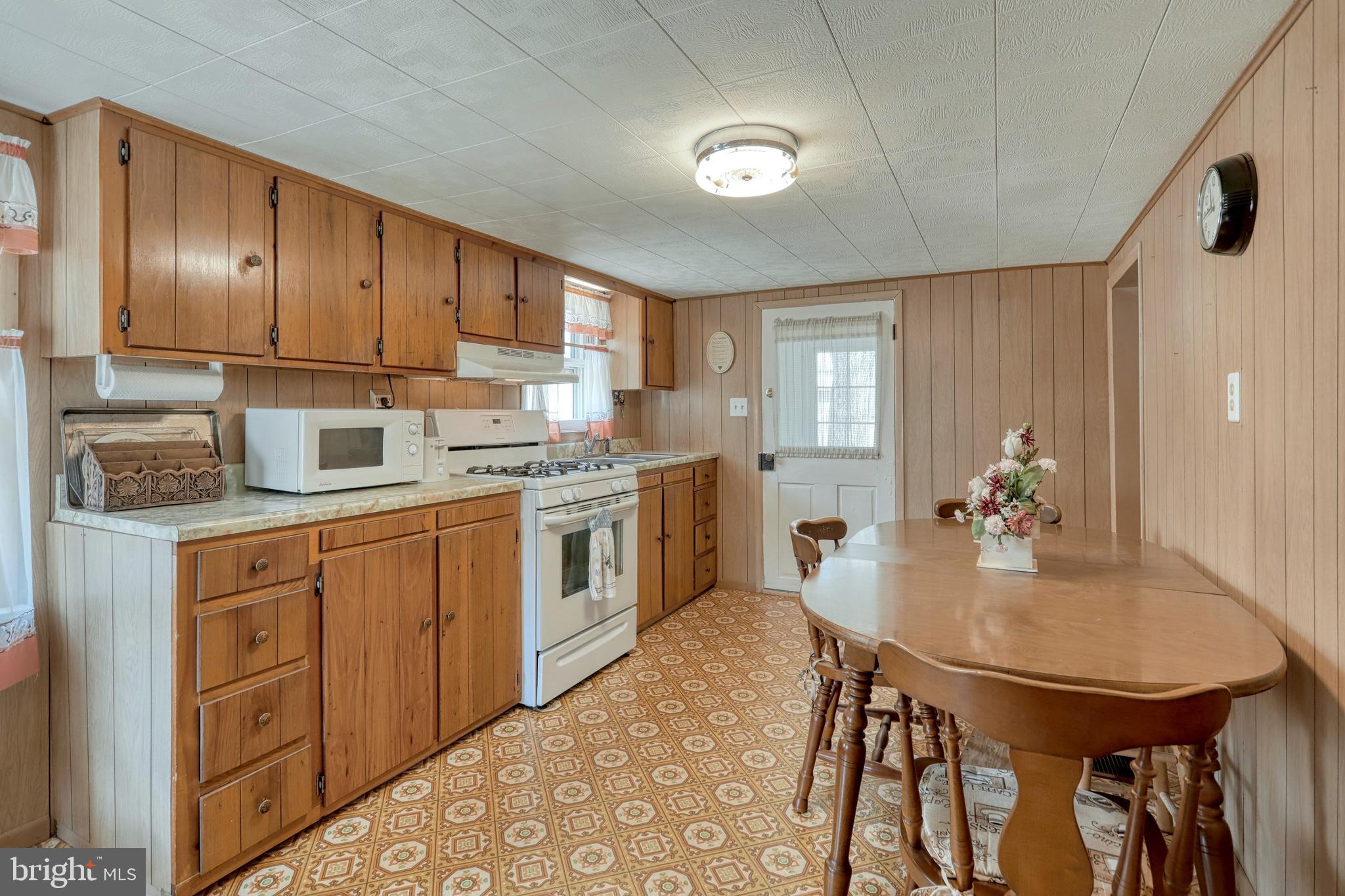 1097 McGlaughlin Road Fairfield, PA 17320 - Photo 15 of 35
