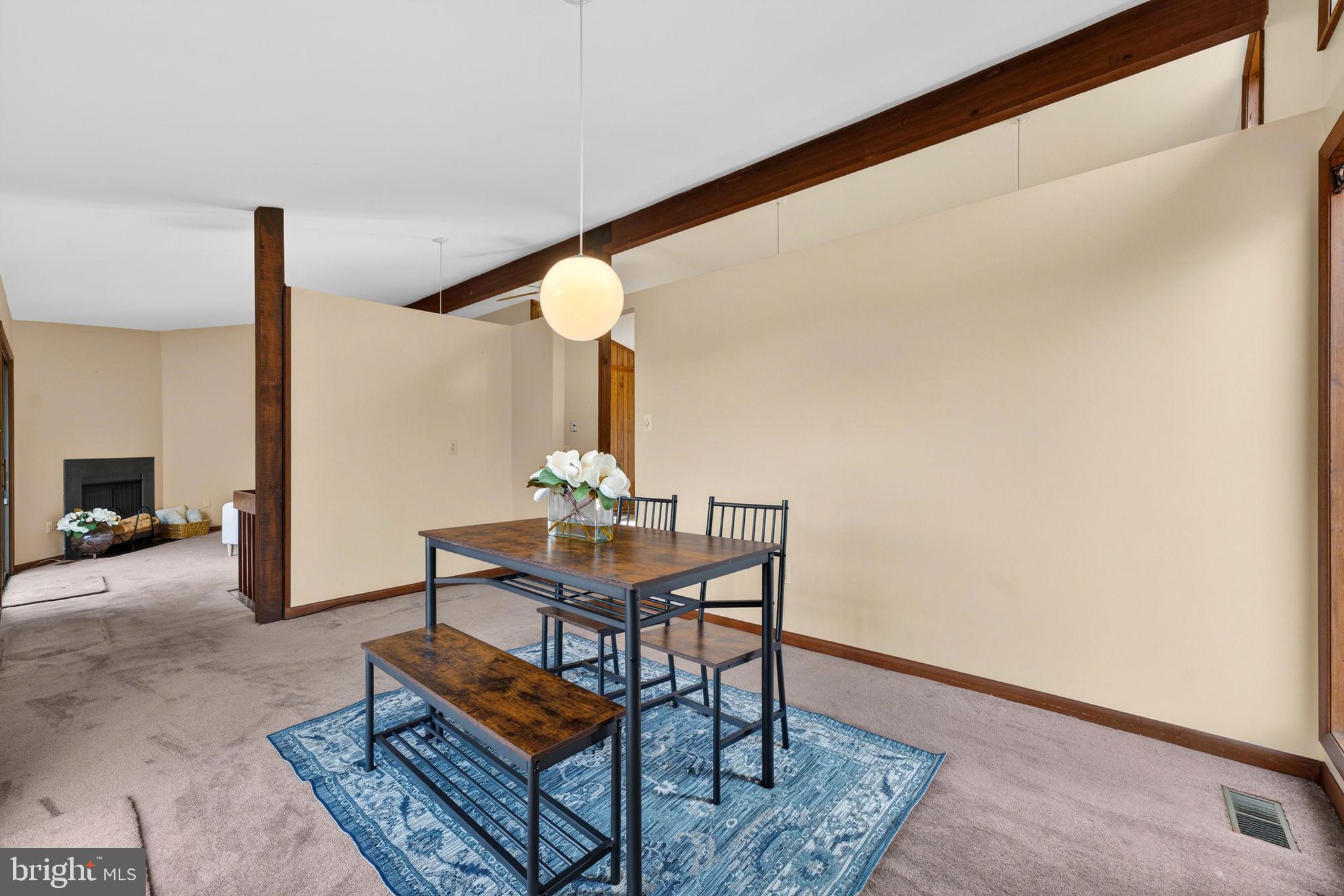 6030 Snow Mountain Road Broad Run, VA 20137 - Photo 13 of 48