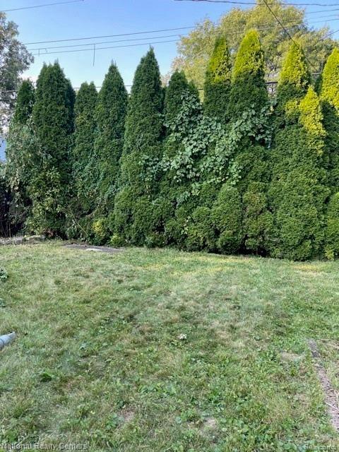 1316 Vernier Road Grosse Pointe Woods, MI 48236 - Photo 13 of 14