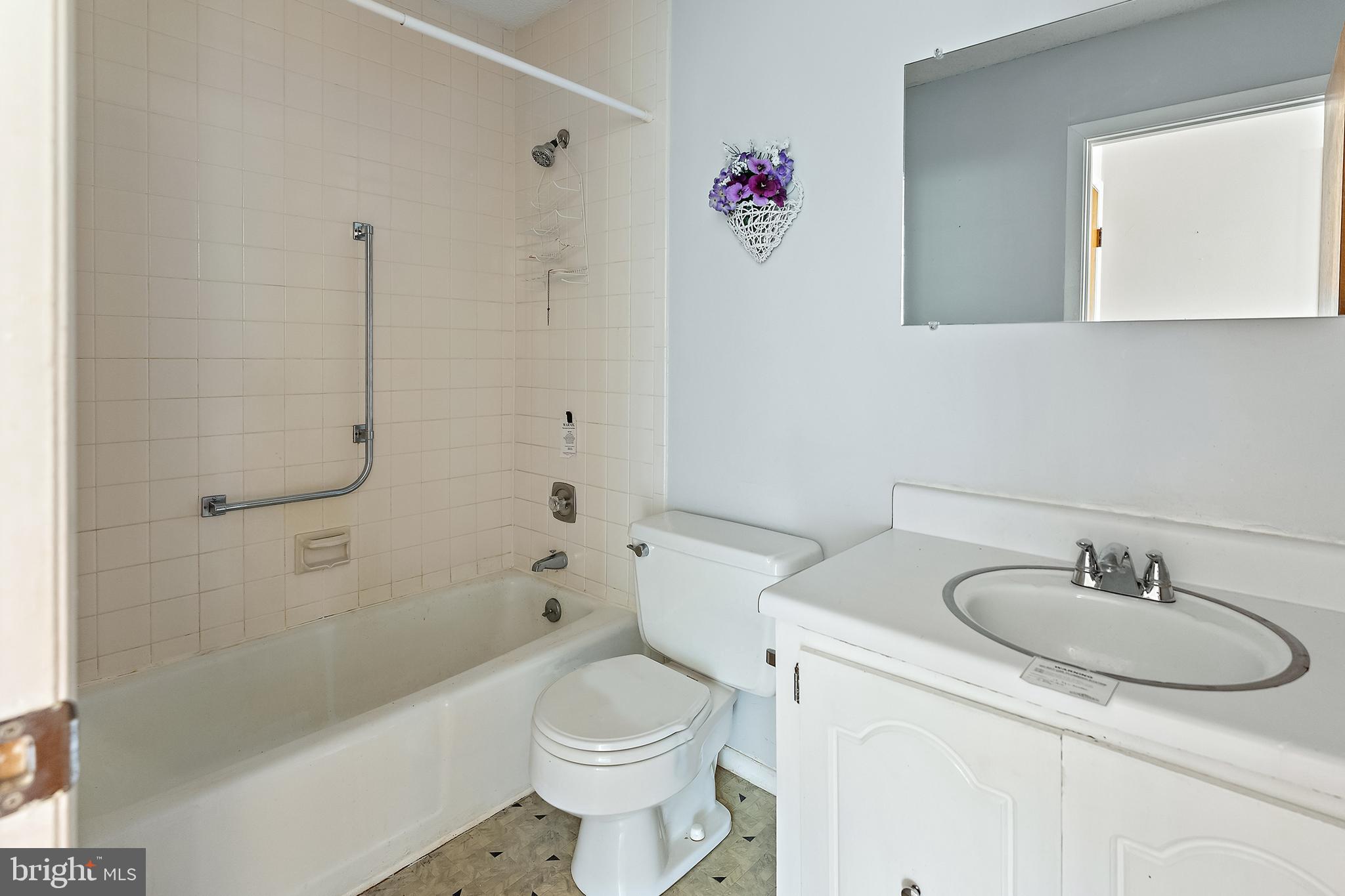 14 Sycamore Road Manahawkin, NJ 08050 - Photo 15 of 16 Gallery Image 15