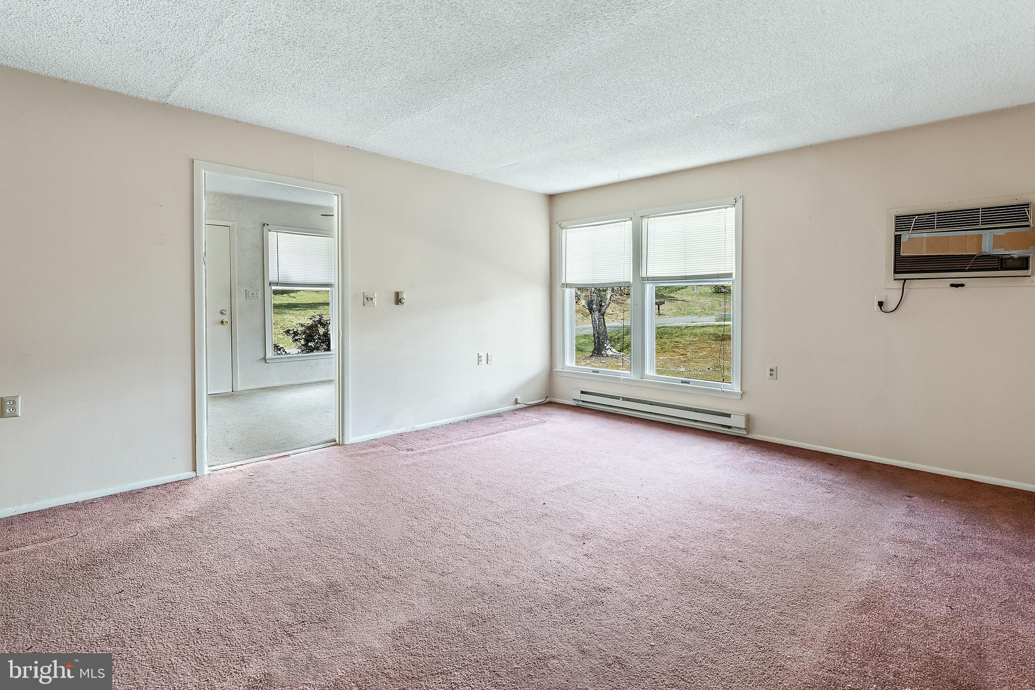 14 Sycamore Road Manahawkin, NJ 08050 - Photo 9 of 16 Gallery Image 9