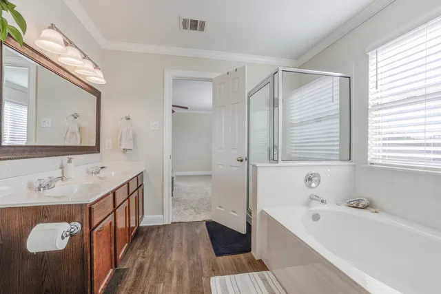 $349,900 | 109 Hillhouse Lane, Manchaca, TX 78652