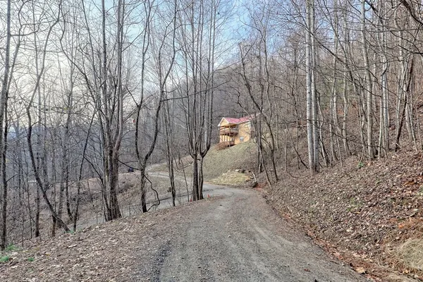 $425,000 | 162 Eagles View Valley, Hayesville, NC 28904