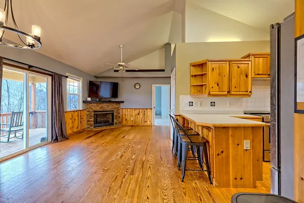 $425,000 | 162 Eagles View Valley, Hayesville, NC 28904