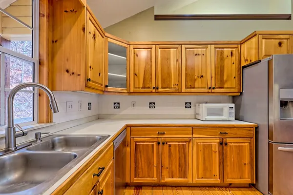 $425,000 | 162 Eagles View Valley, Hayesville, NC 28904