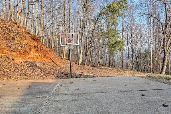 $425,000 | 162 Eagles View Valley, Hayesville, NC 28904