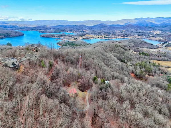 $425,000 | 162 Eagles View Valley, Hayesville, NC 28904