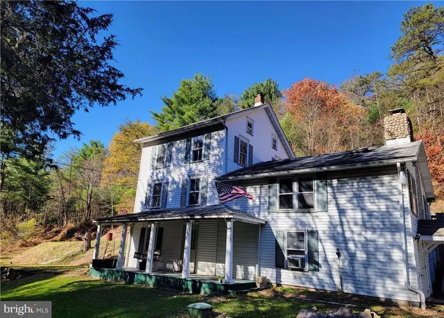 $335,000 | 313 North Fireline Road, Parryville, PA 18071
