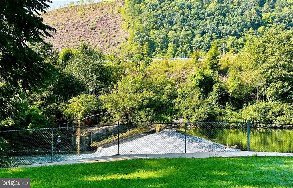 313 North Fireline Road Parryville, PA 18071 - Photo 44 of 56 3 min from the Pohopoco Creek in Parryville