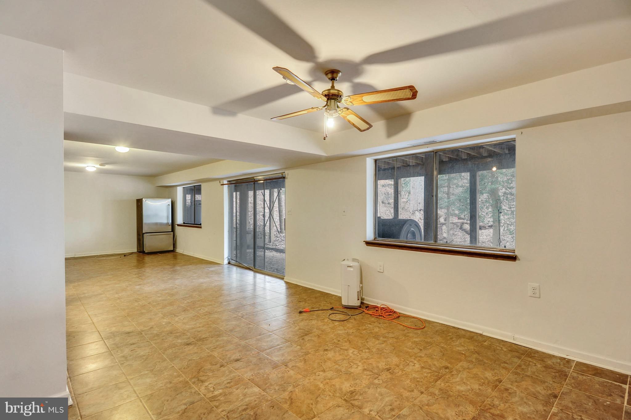 14607 Cactus Hill Road Accokeek, MD 20607 - Photo 23 of 30 Family Room