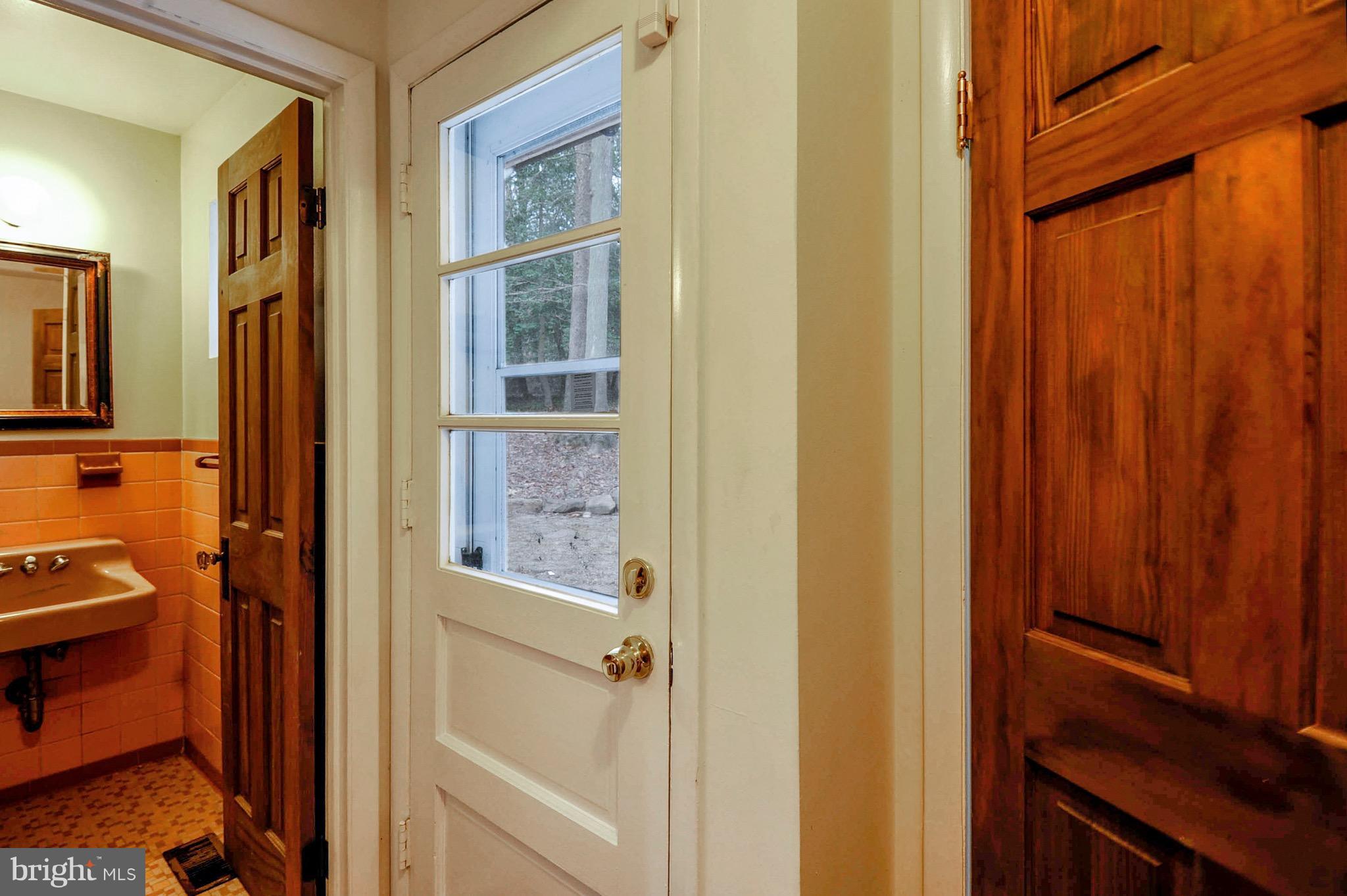 14607 Cactus Hill Road Accokeek, MD 20607 - Photo 5 of 30 Entryway
