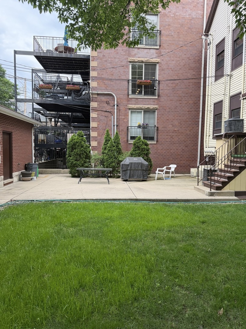 1354 West George Street, Unit 1 Chicago, IL 60657 - Photo 18 of 18