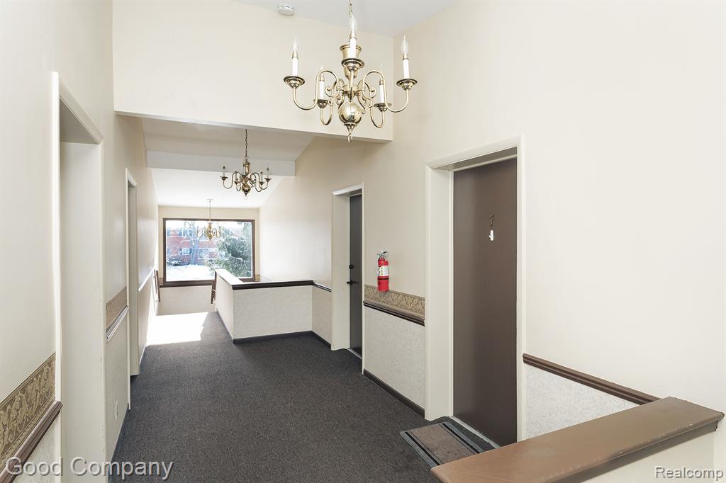 910 North Adams Road, Unit 7 Birmingham, MI 48009 - Photo 21 of 25