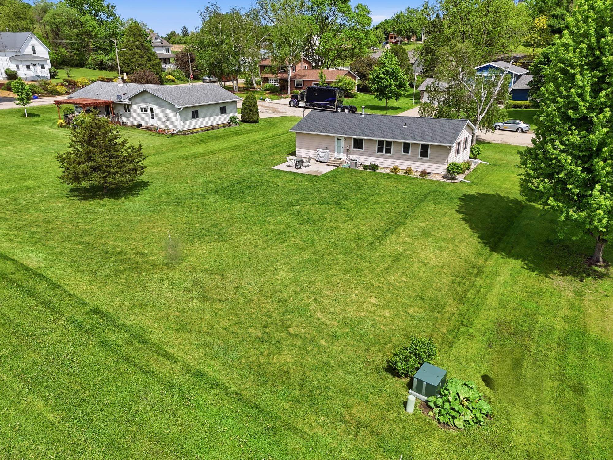 1175 Maple Plain, WI 53577 - Photo 28 of 35