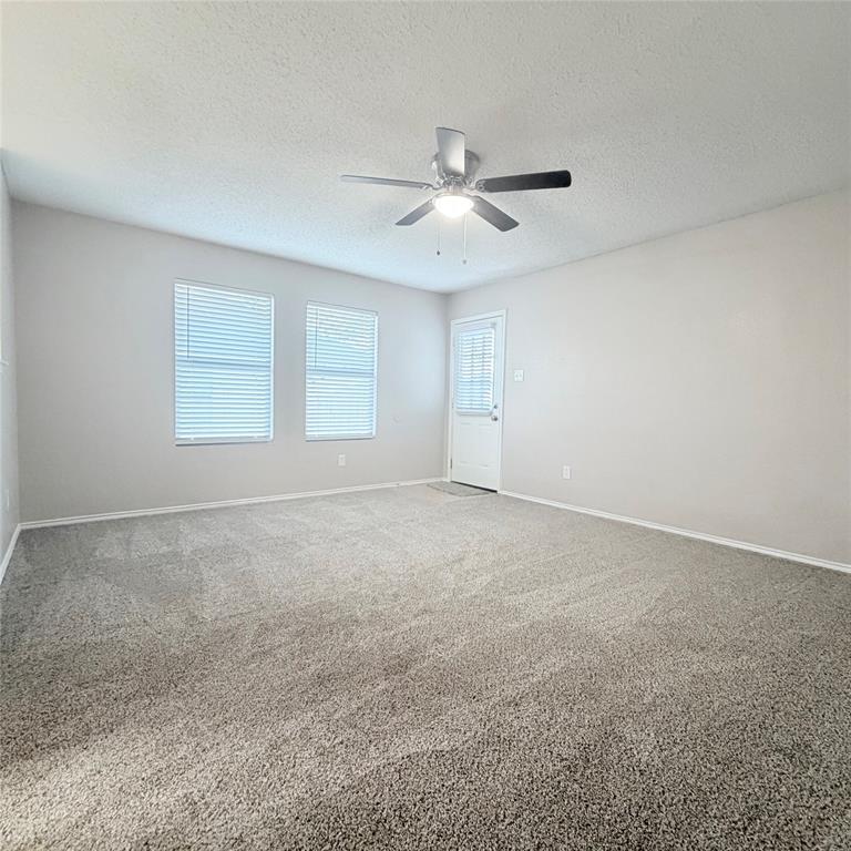 1826 Trailview Drive Terrell, TX 75160 - Photo 9 of 27 a view of an empty room with a window