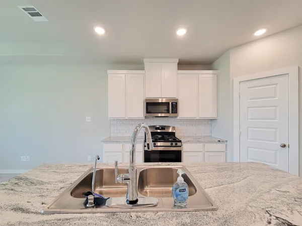 $2,395 | 2905 Terrace Grove Drive, Conroe, TX 77304