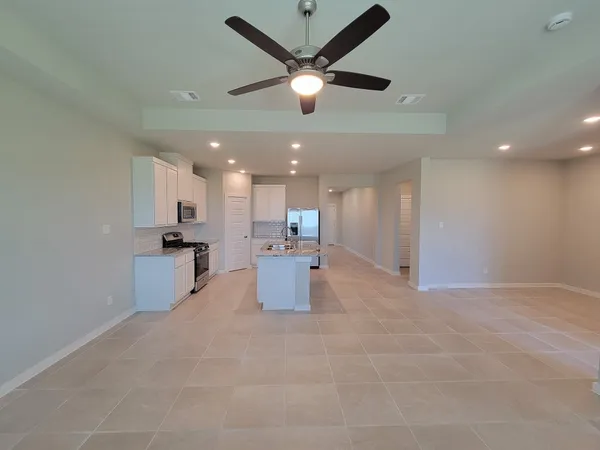 $2,400 | 2905 Terrace Grove Drive, Conroe, TX 77304