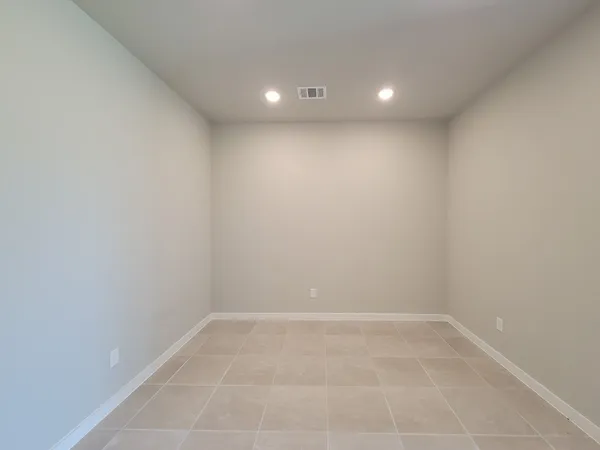 $2,400 | 2905 Terrace Grove Drive, Conroe, TX 77304