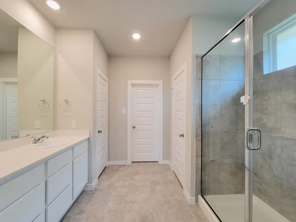 $2,400 | 2905 Terrace Grove Drive, Conroe, TX 77304