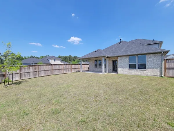 $2,400 | 2905 Terrace Grove Drive, Conroe, TX 77304