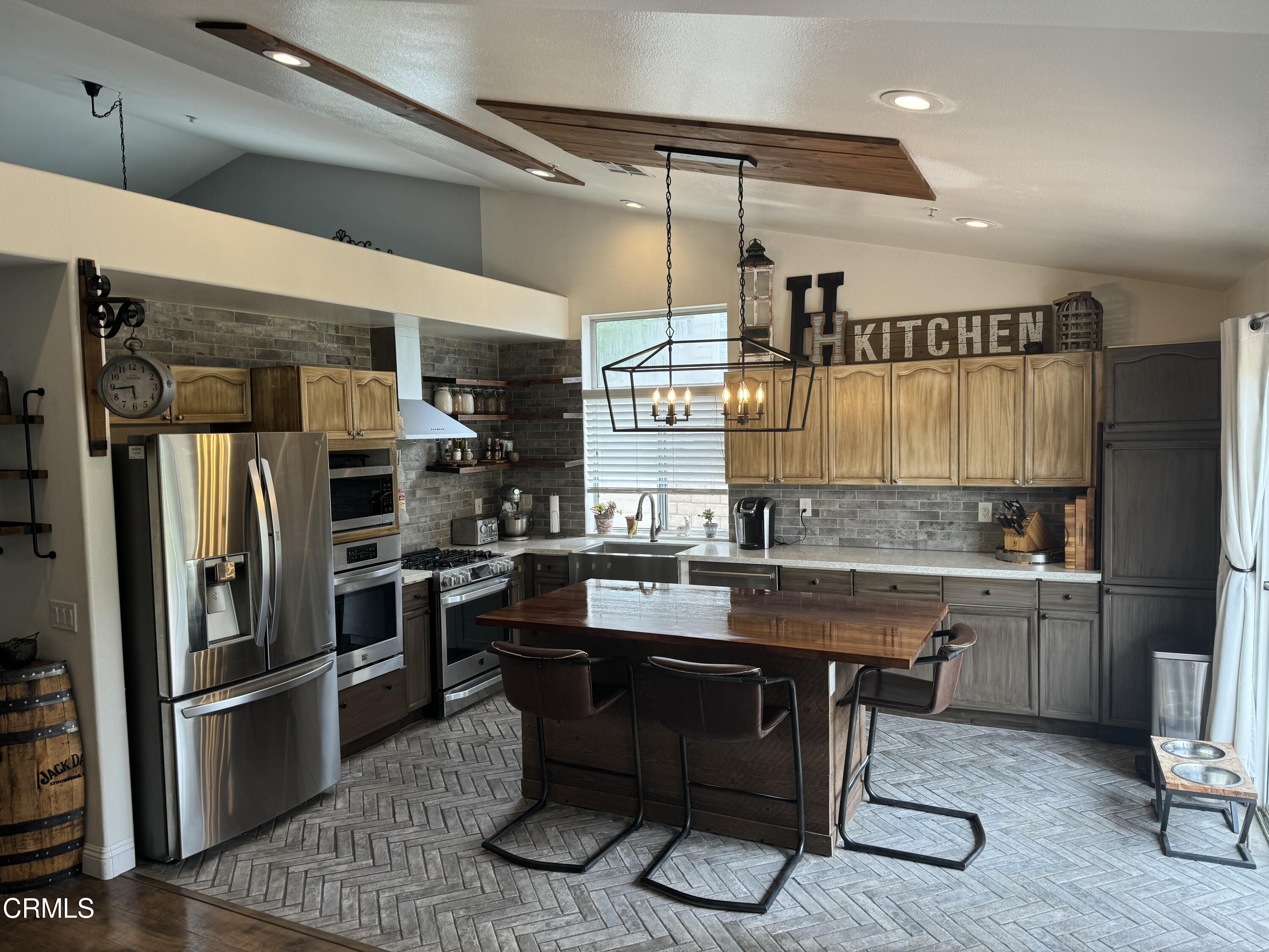 2624 Northbrook Drive Oxnard, CA 93036 - Photo 4 of 18 IMG_3122