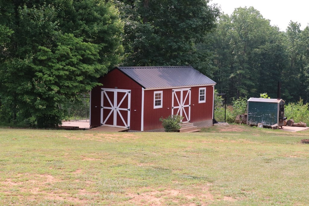 949 Midland Road Wingina, VA 24599 - Photo 35 of 40 Gallery Image 35