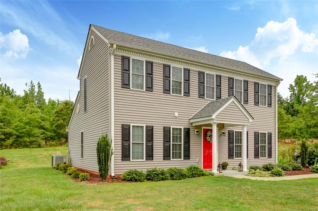12181 Friendship Loop Drive Seneca, SC 29678 - Photo 5 of 28 Gallery Image 5