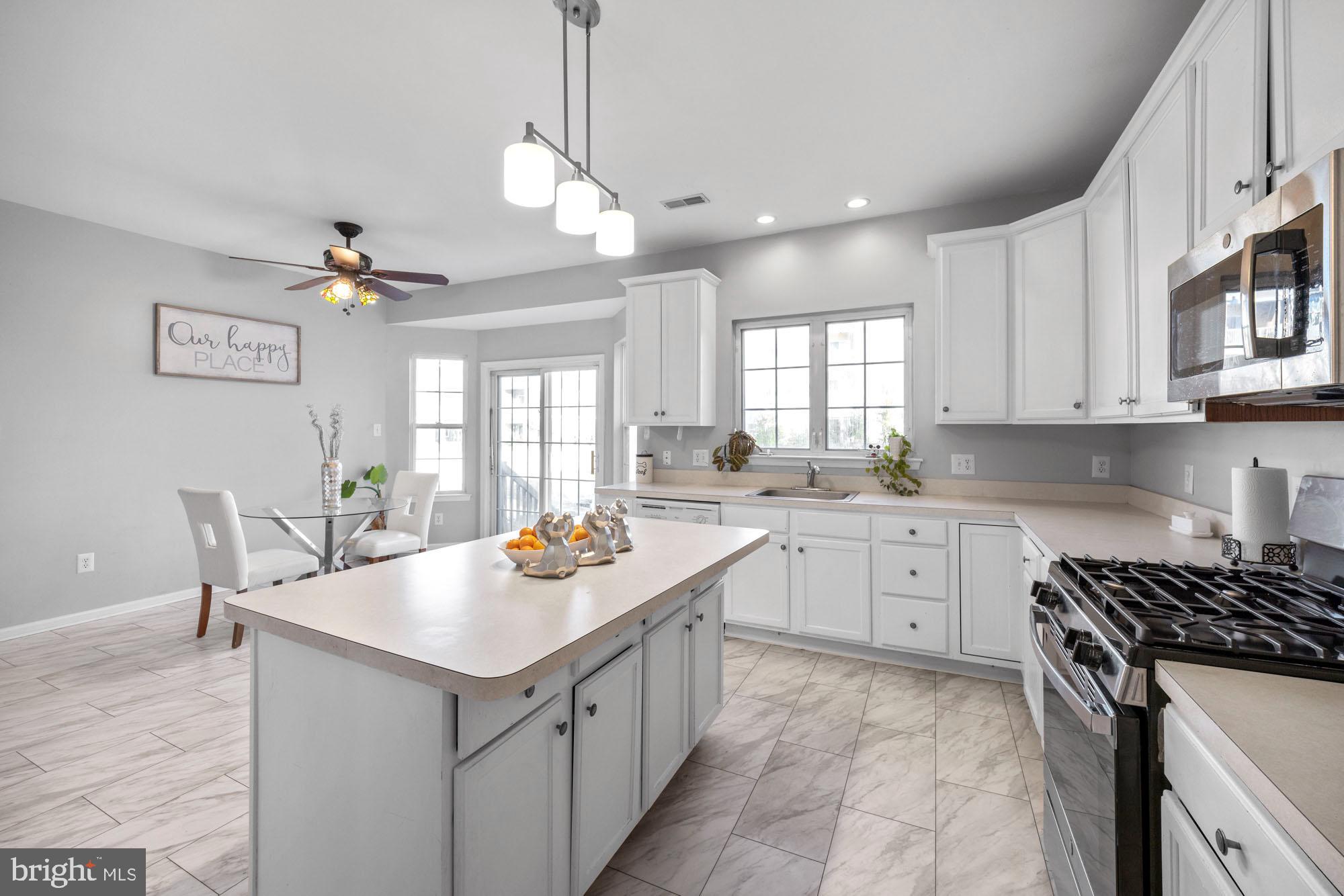 526 Riggs Avenue Berlin, NJ 08009 - Photo 20 of 37 Kitchen