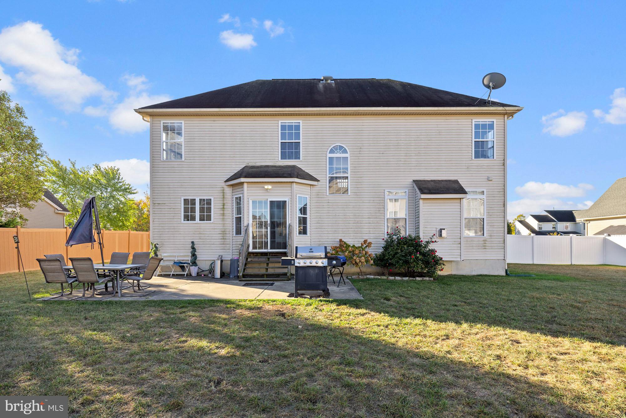 526 Riggs Avenue Berlin, NJ 08009 - Photo 5 of 37 Gallery Image 5