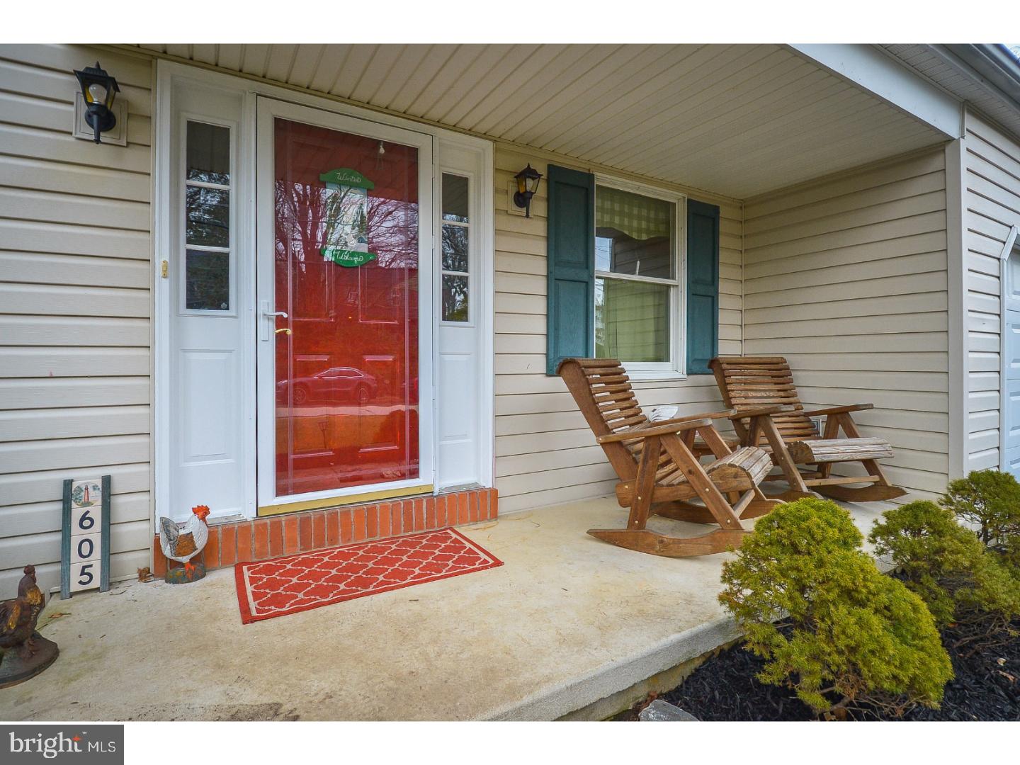 605 Oreland Mill Road Oreland, PA 19075 - Photo 2 of 25 Porch