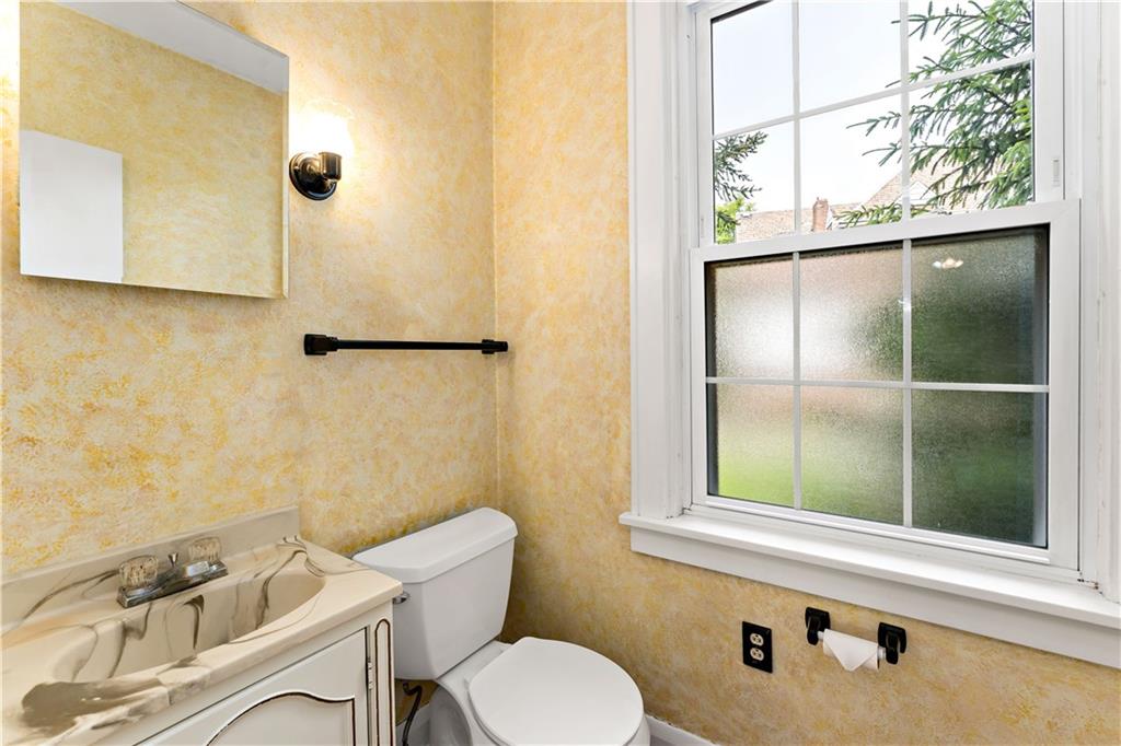 11318 Frankstown Road Pittsburgh, PA 15235 - Photo 14 of 33 Gallery Image 14