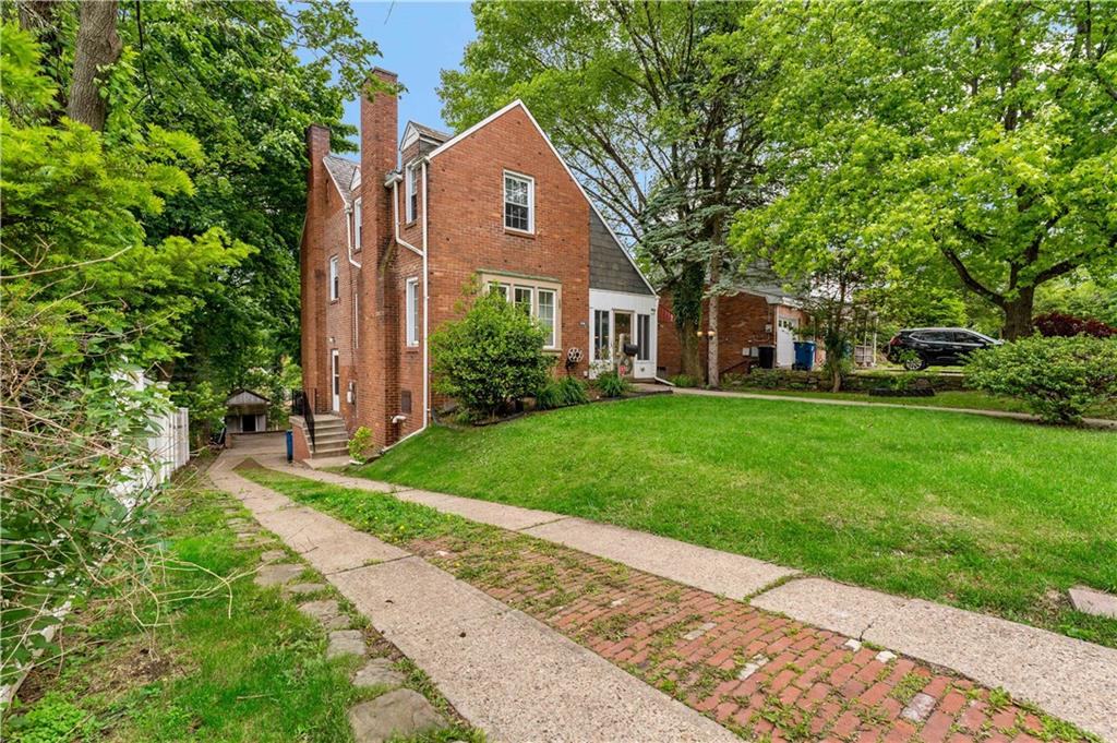 11318 Frankstown Road Pittsburgh, PA 15235 - Photo 2 of 33 Gallery Image 2