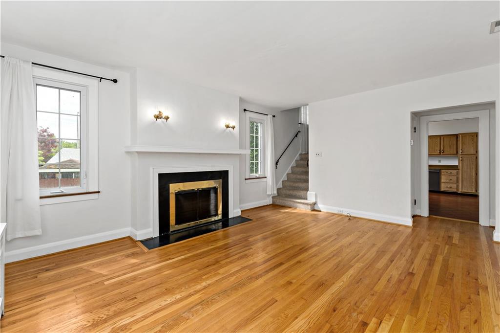 11318 Frankstown Road Pittsburgh, PA 15235 - Photo 6 of 33 Gallery Image 6