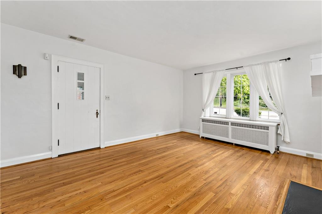 11318 Frankstown Road Pittsburgh, PA 15235 - Photo 7 of 33 Gallery Image 7